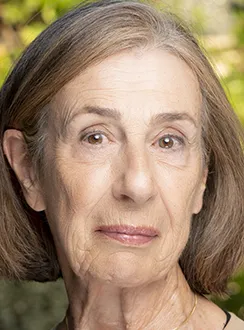 Dr Anne Vivien